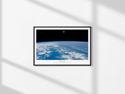 Free Flight Landscape Poster | Sts-41b · Astronaut Bruce Mccandless | STS-41B Astronaut Bruce McCandless NASA Space Photograp