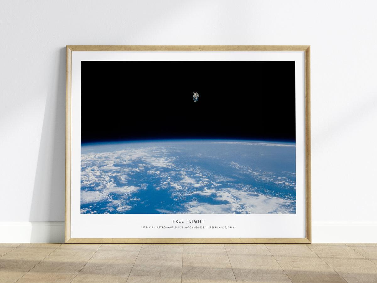 Free Flight Landscape Poster | Sts-41b · Astronaut Bruce Mccandless | STS-41B Astronaut Bruce McCandless NASA Space Photograp
